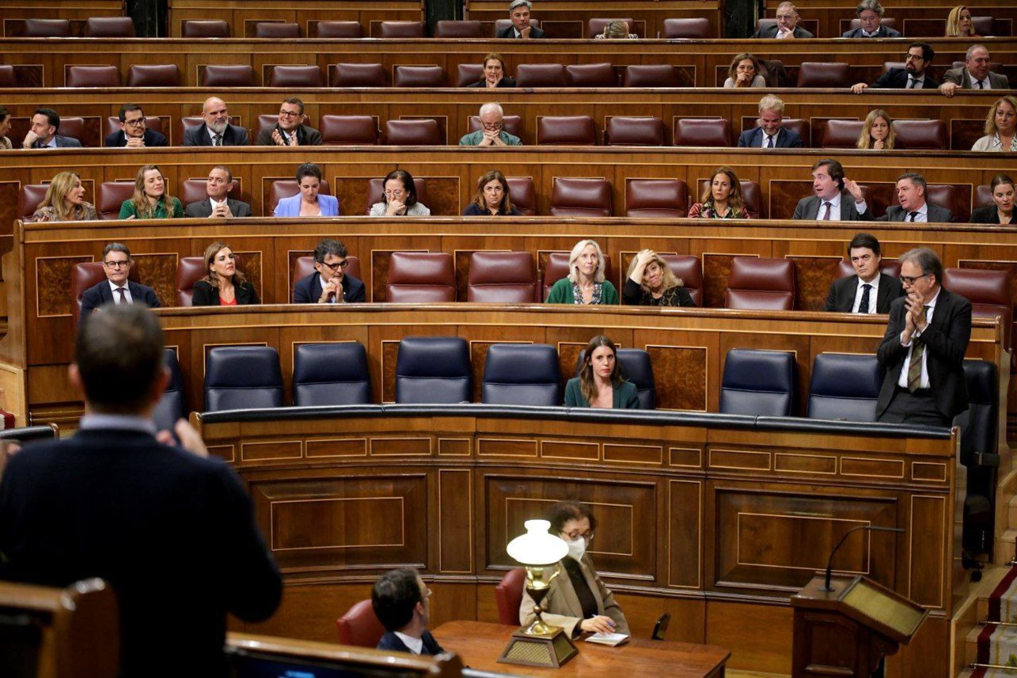 Carla Toscano Irene Montero - 1